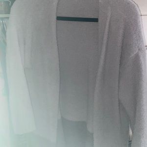 I’m selling a woman’s blouse it’s a medium I’ve only worn it a couple times!